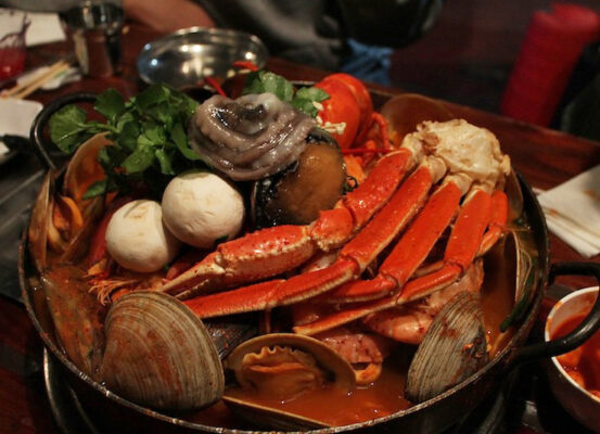 Lẩu hải sản Hà Nội