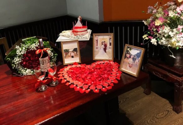 nhà hàng để hẹn hò ngày 30-4